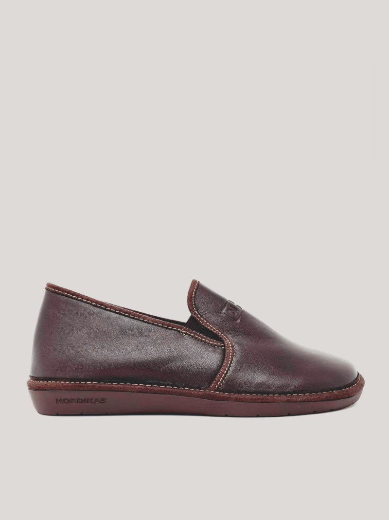 Zapatilla NORDIKAS Cerrada Piel MOKA