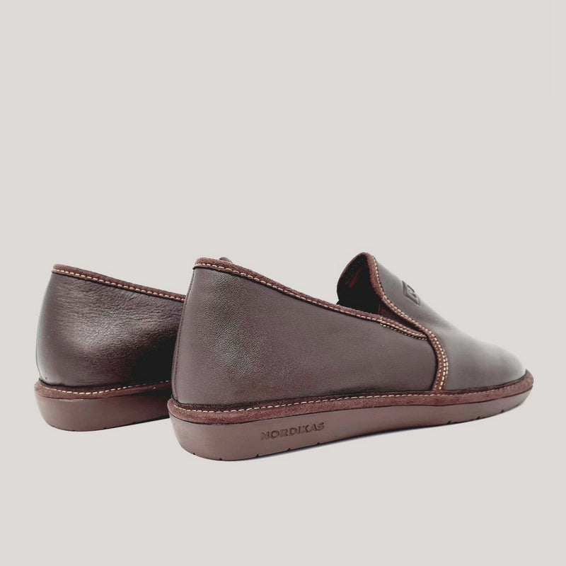 Zapatilla NORDIKAS Cerrada Piel MOKA