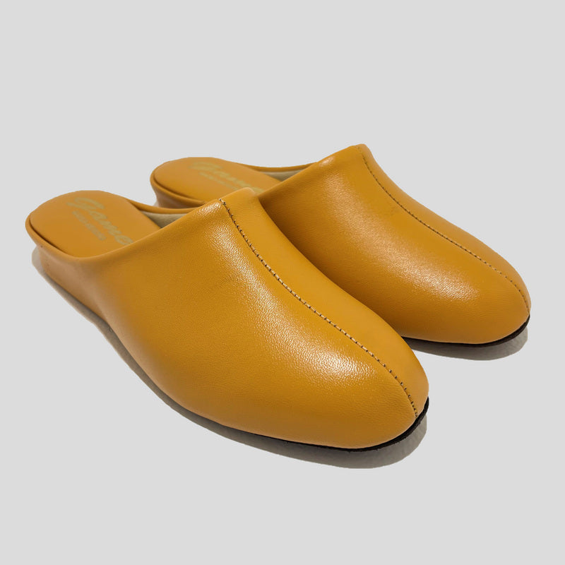 Zapatillas GAME 700 Chinela Piel MOSTAZA