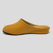 Zapatillas GAME 700 Chinela Piel MOSTAZA