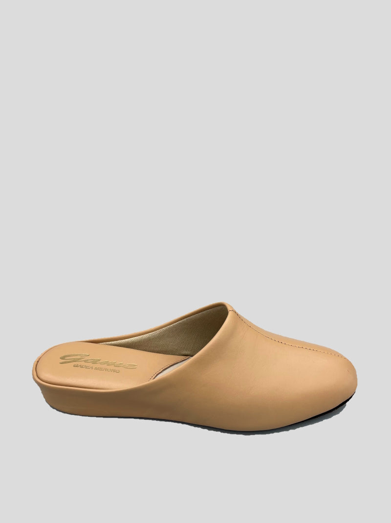 Zapatillas GAME 700 Chinela Piel CAMEL