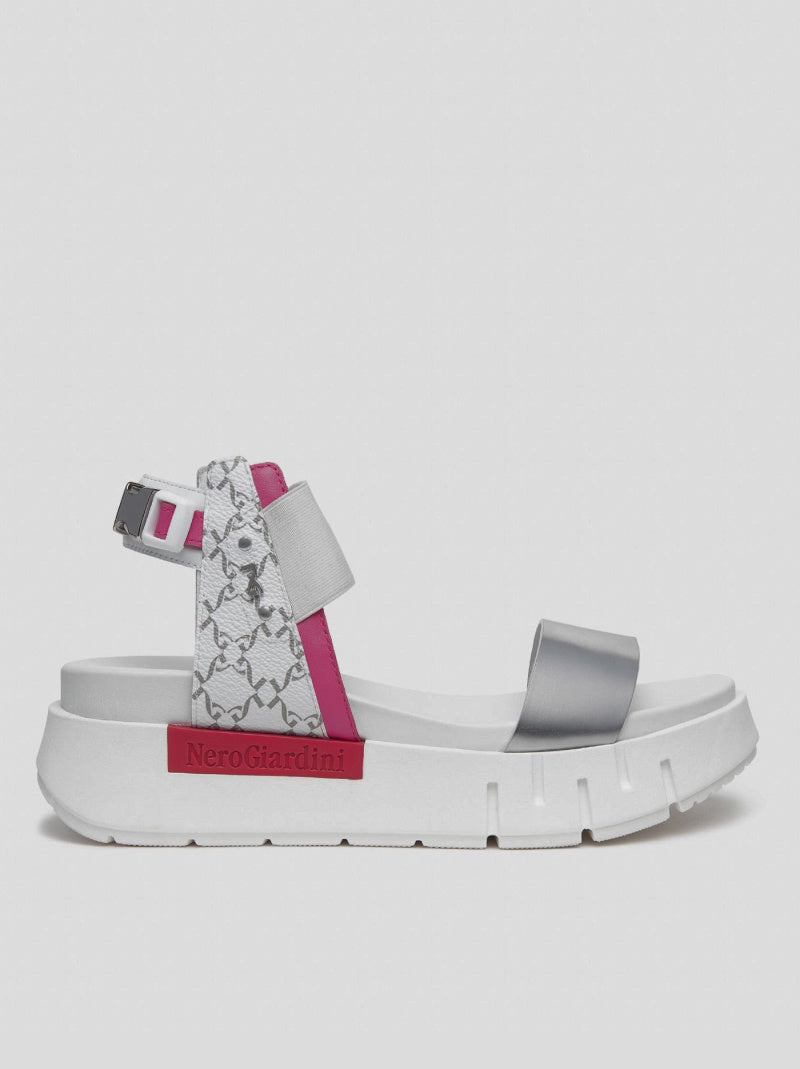 Sandalia NERO GIARDINI Plataforma PLATA