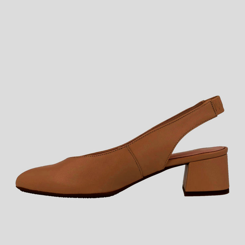 Salón Destalonado NE.KA.NE Piel CUERO