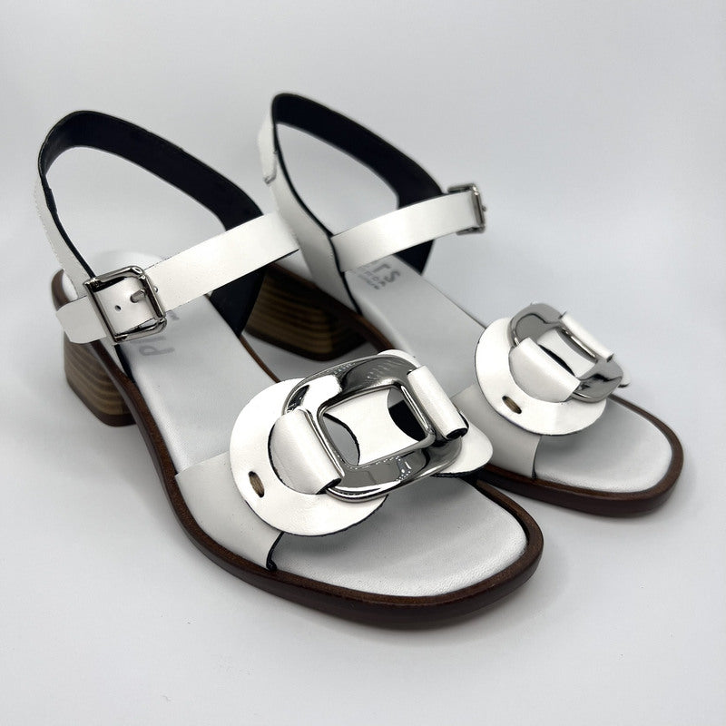 Sandalia Baja PLUMERS Adorno Piel BLANCA