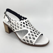 Sandalia Troquelada PLUMERS Piel BLANCA