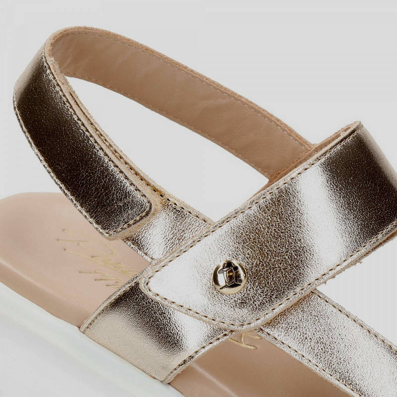 Sandalia PANAMA JACK Noor Shine B1 ORO