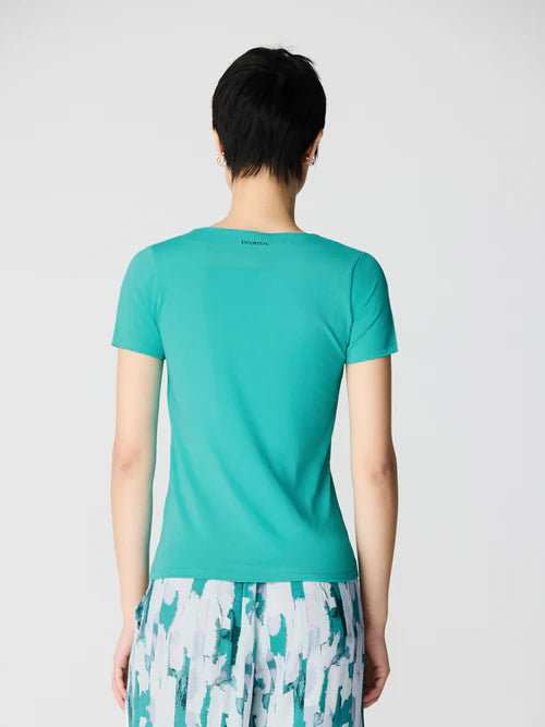 Camiseta ESCORPION CuelloChilabaTURQUESA