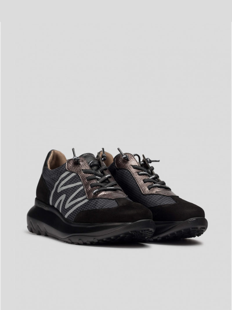 Deportiva WONDERS Ultrafly 01 NEGRO