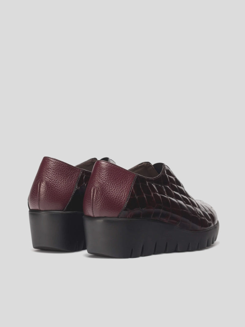 Zapato Cuña WONDERS Fly 40 BURDEOS