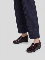 Zapato Cuña WONDERS Fly 40 BURDEOS