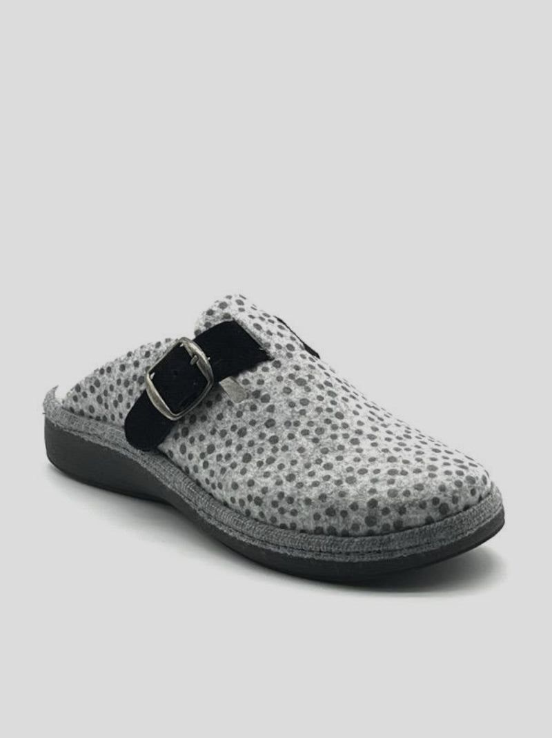 Zapatilla Abierta GOTAS Hebilla GRIS