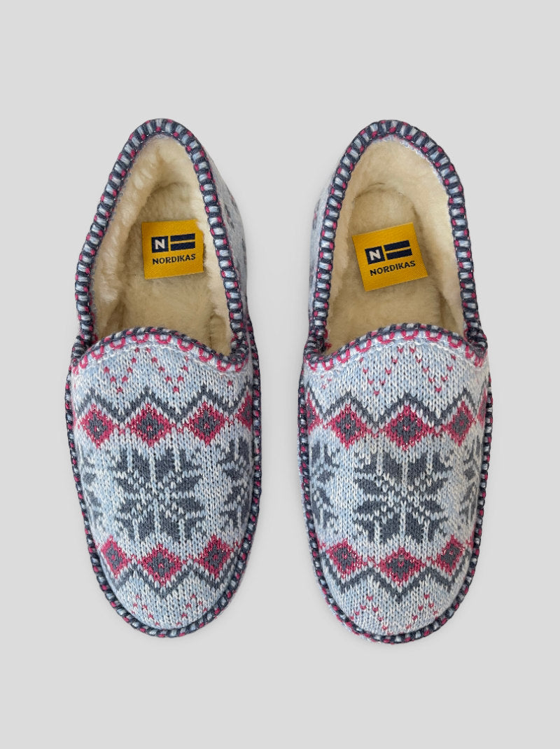 Zapatilla NORDIKAS Cerradas Heidi ZAFIRO