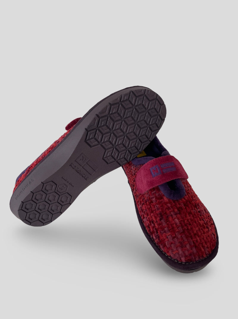 Zapatilla NORDIKAS Cerrada Velcro RUBÍ