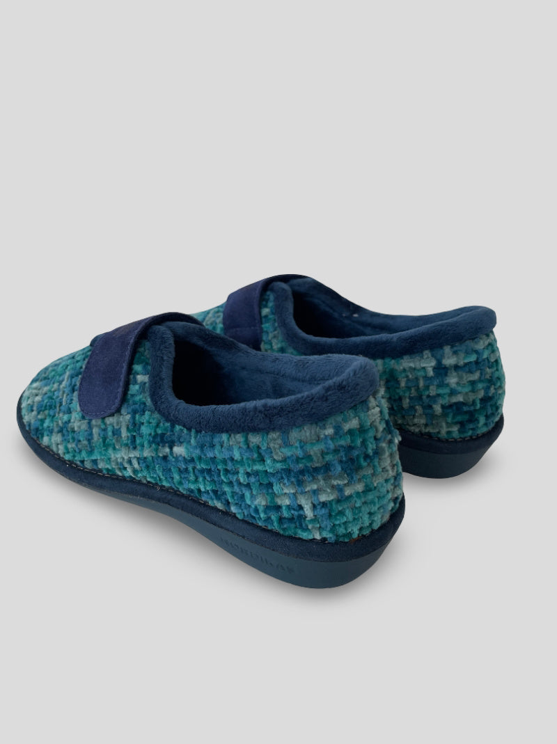 Zapatilla NORDIKAS Cerrada Velcro AZUL