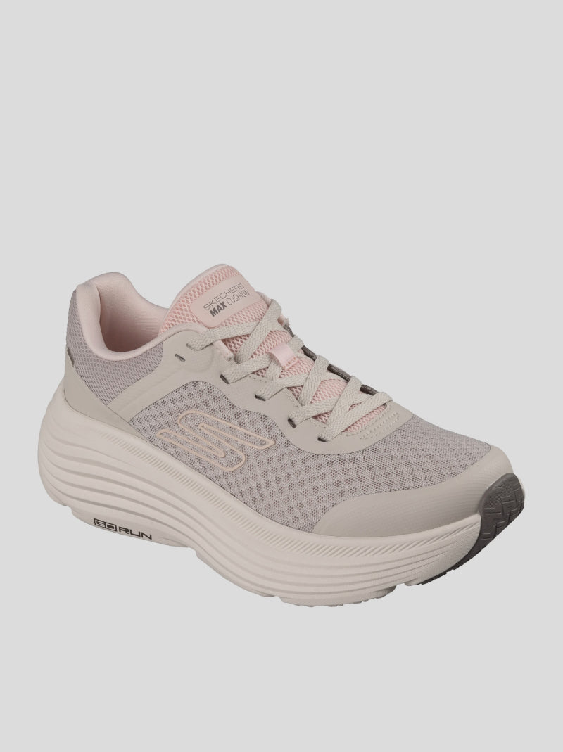 SKECHERS Max Cushioning Endeavour