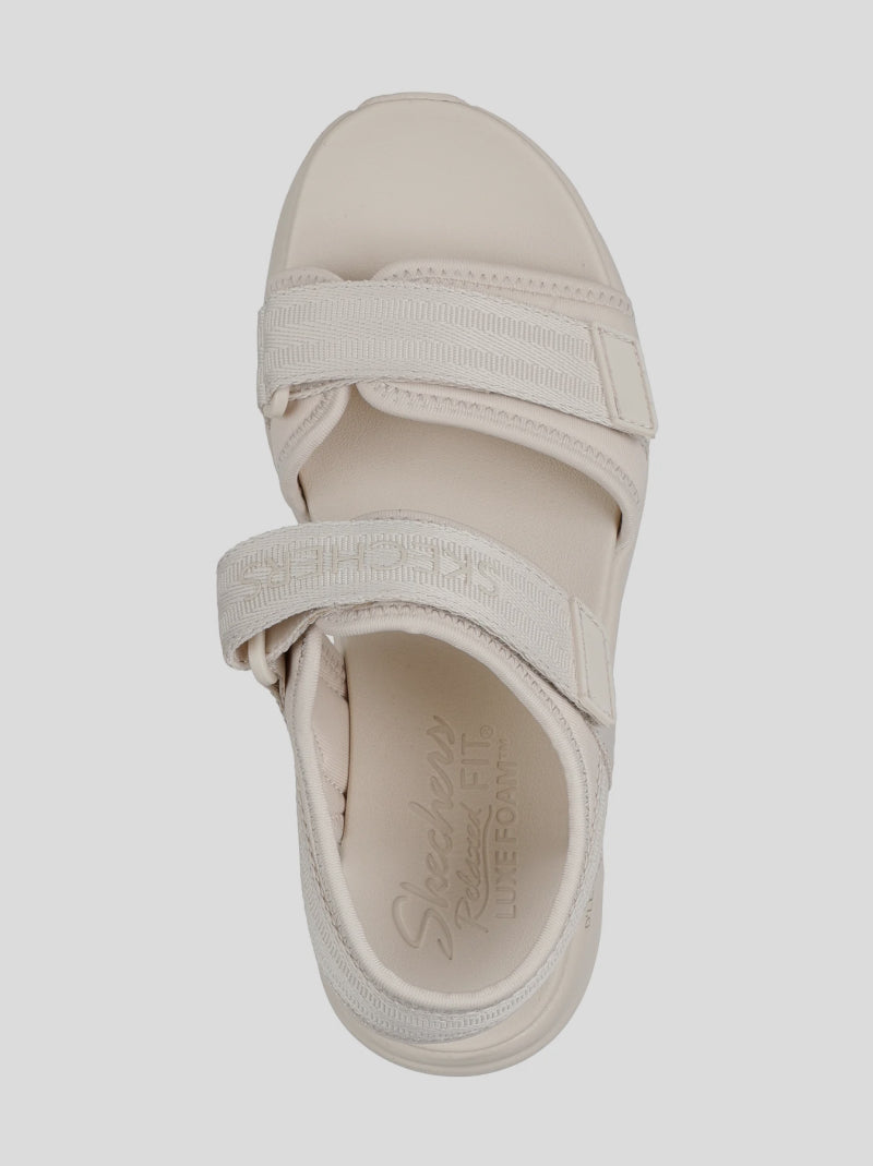 SKECHERS D´LUX WALKER - Adored Days