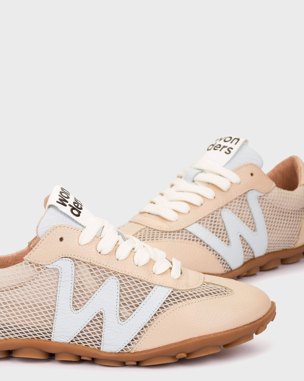 Deportiva Rejilla WONDERS Nysa 01 BEIGE