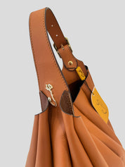 Bolso CATS Bucket Plisado Piel CUERO