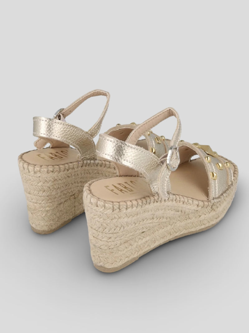 Sandalia FABIOLAS Laura Tachas Piel ORO
