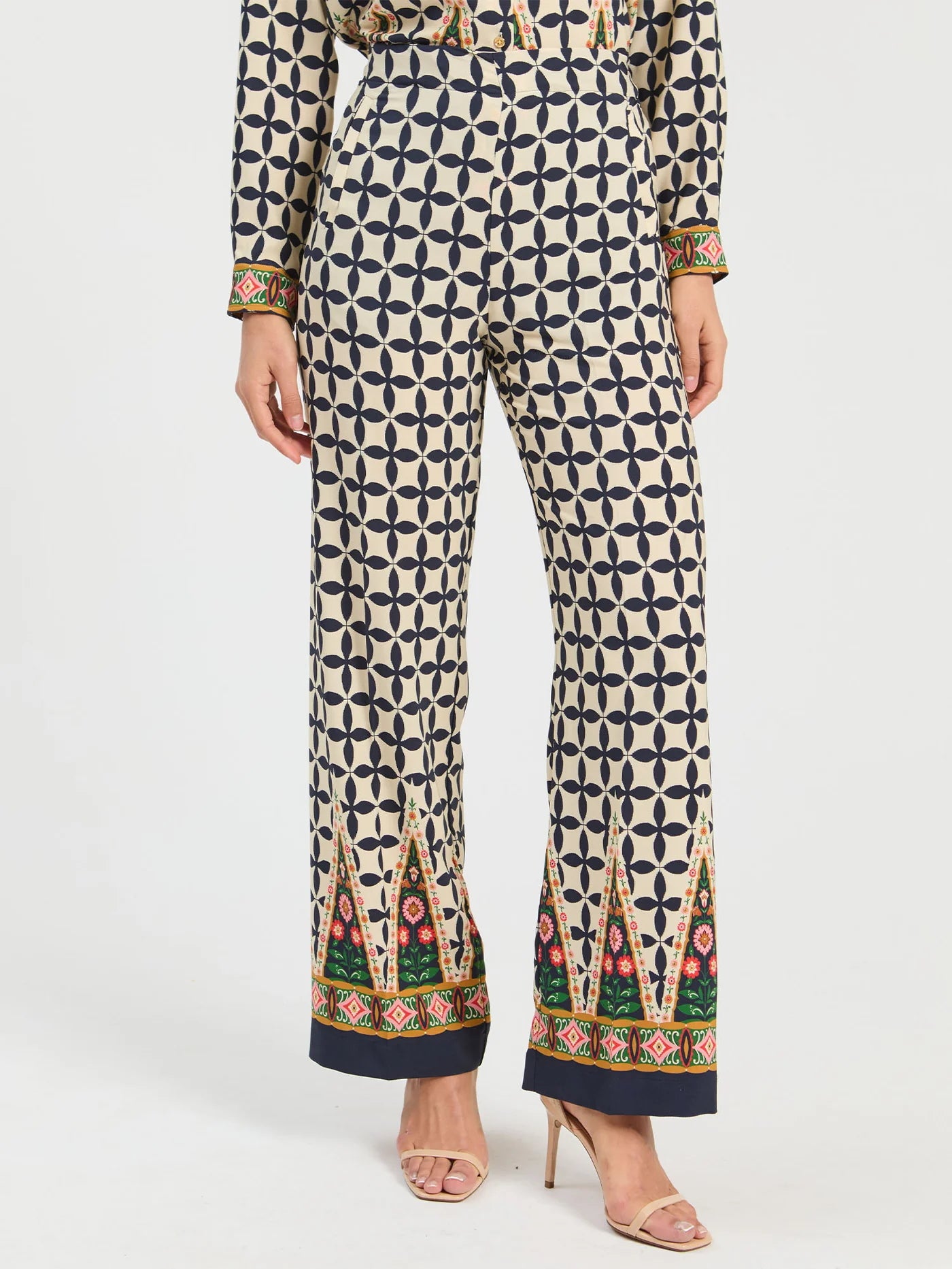 Pantalón VILAGALLO Estampado Folk