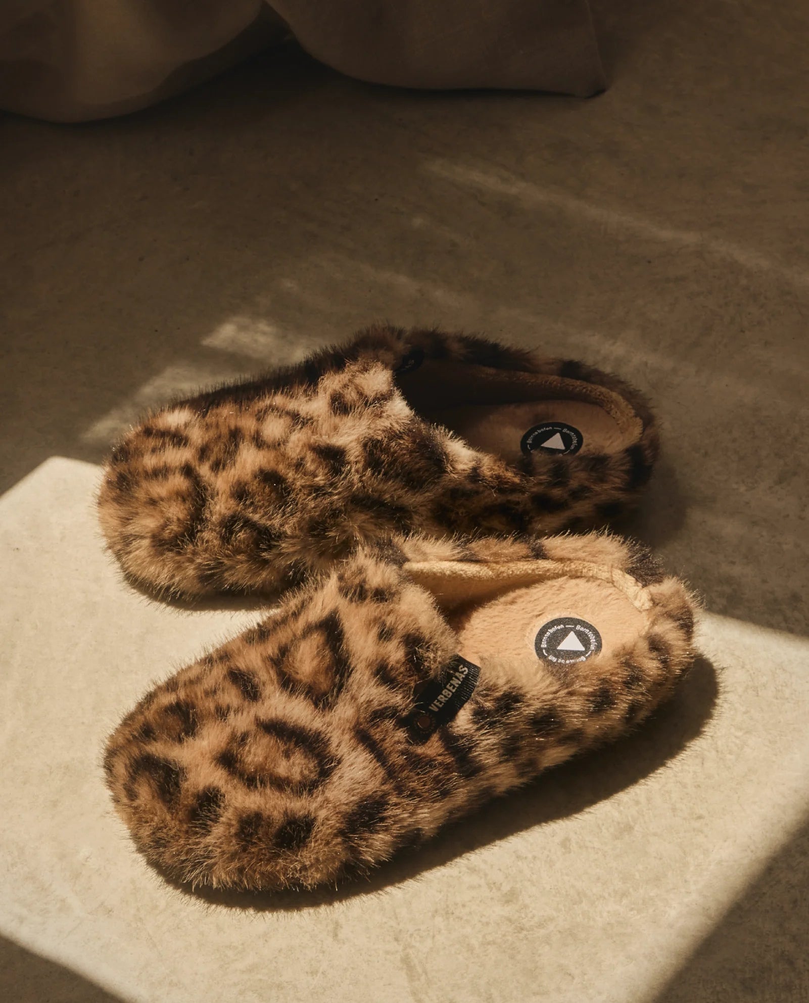 Zapatilla VERBENAS York Feline LEOPARDO