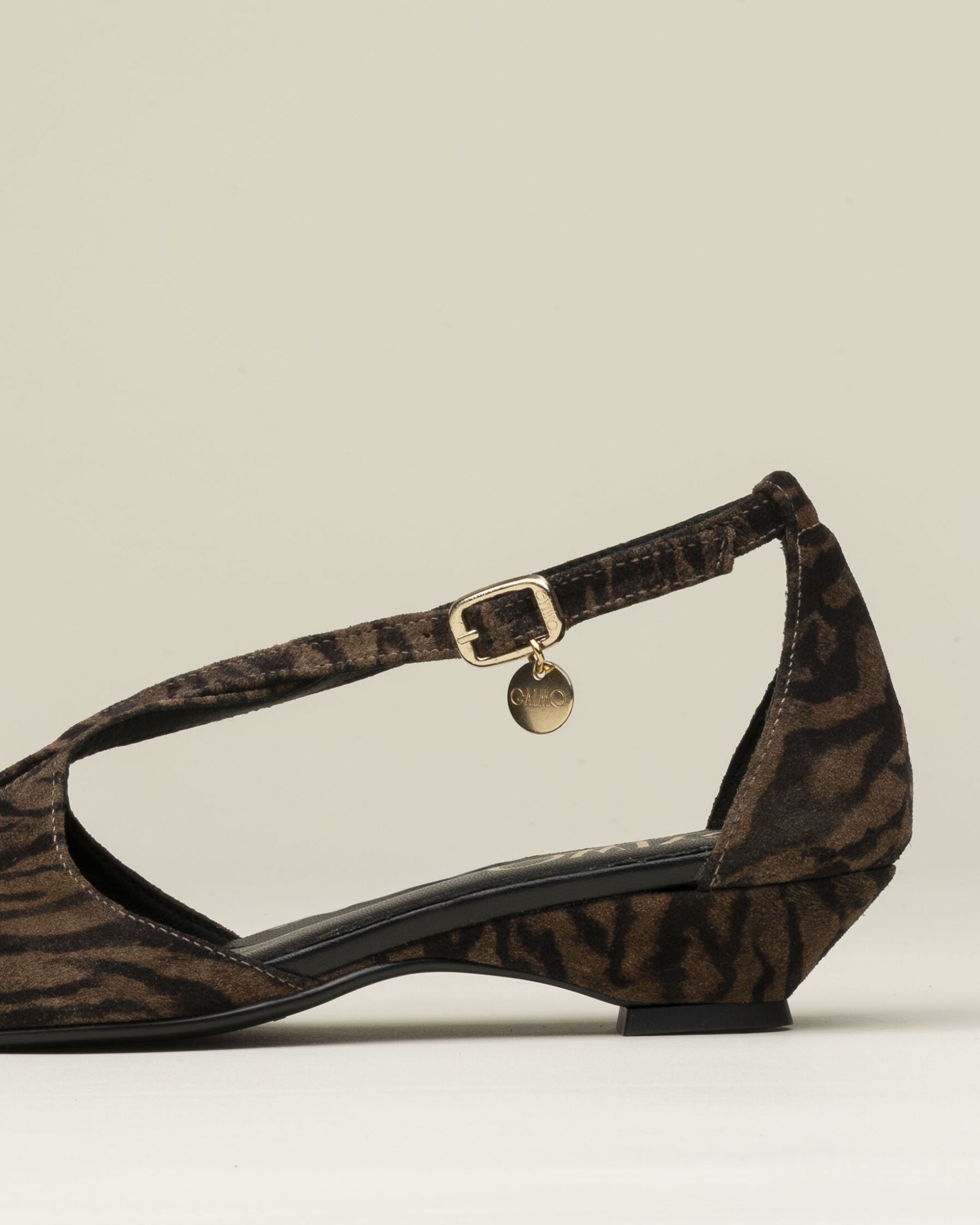 Salón GAIMO Malvina Animal Print CEBRA