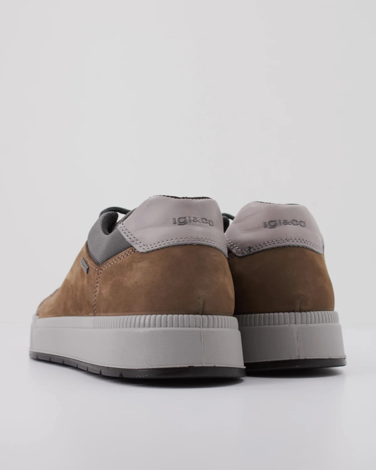 Deportiva Hombre IGI&CO GORETEX Nobuk CUERO
